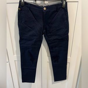 Navy blue cropped pants